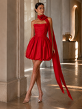 Minivestido con burbujas y rosa escultural roja | Flor moderna