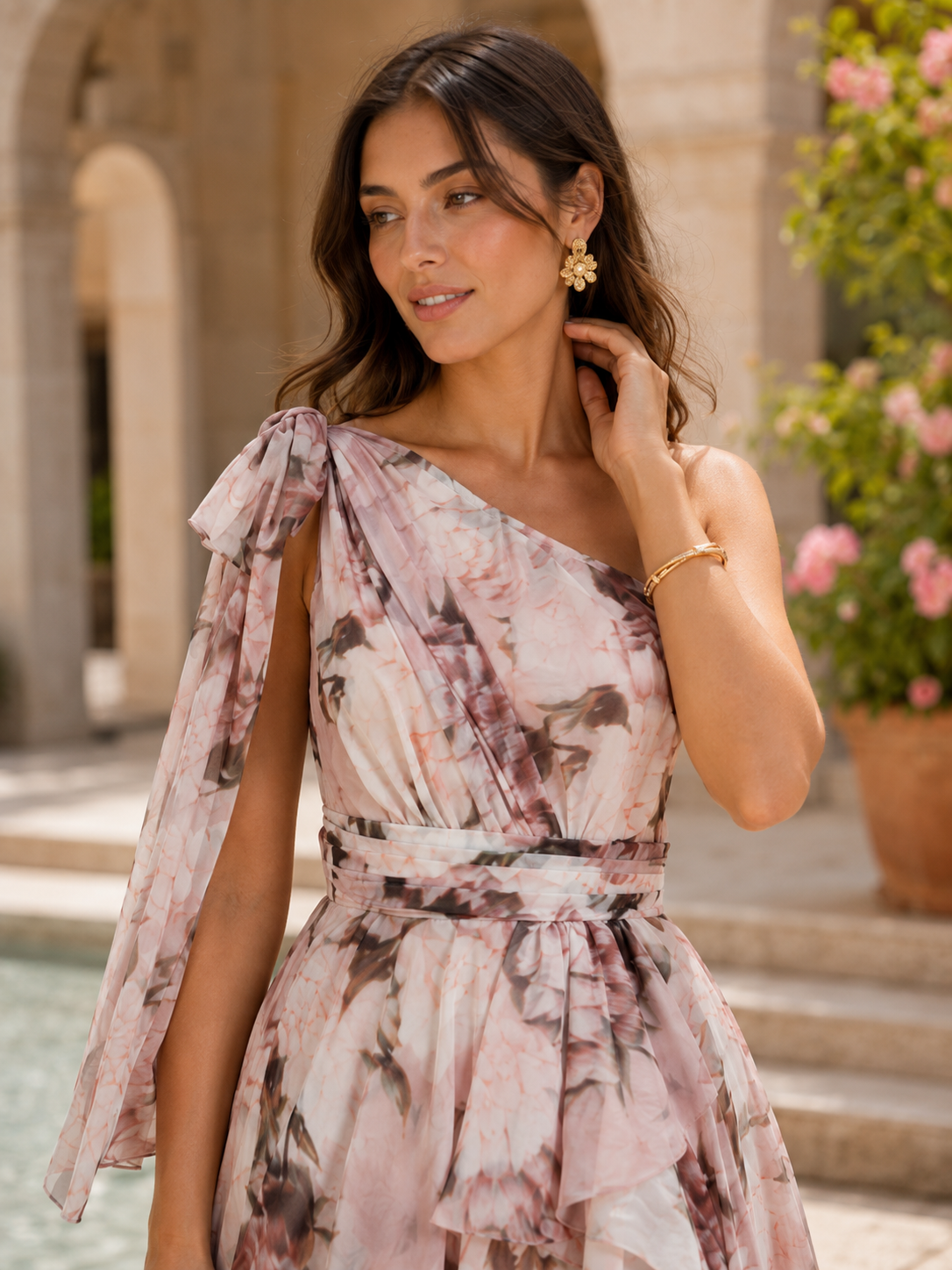 Vestido de gasa con un solo hombro y estampado floral rosa | Romance de jardín